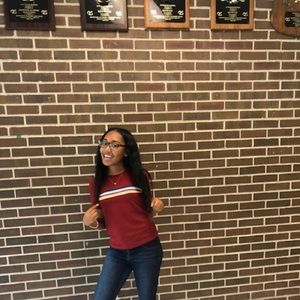 Meet your Posher, Dakota